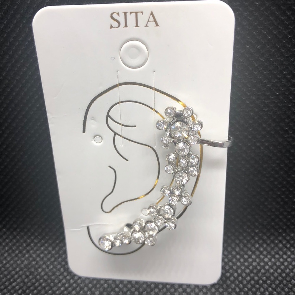 FLOWER EARRING CUFF